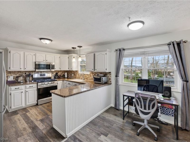 30 Chelmsford Drive, Aurora, OH 44202 Photo 12