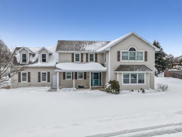 4401 N HAYMEADOW AVENUE, Appleton, WI 54913