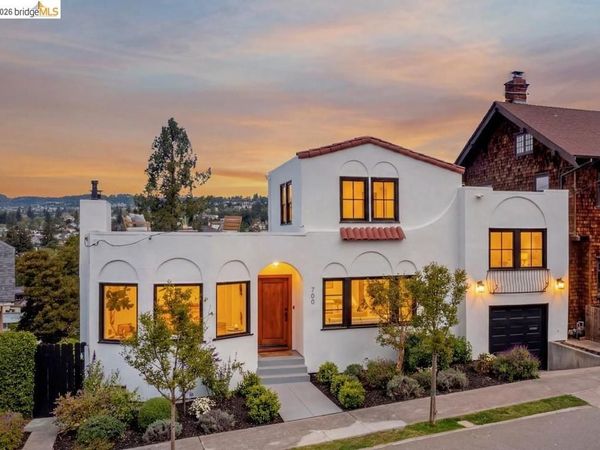 700 Calmar Ave., Oakland, CA 94610