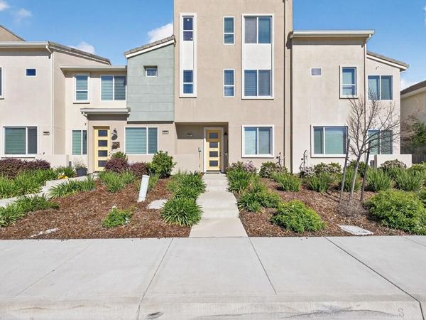 2561 Natomas Crossing, Sacramento, CA 95834