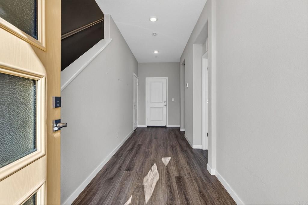 2561 Natomas Crossing, Sacramento, CA 95834 Main Photo