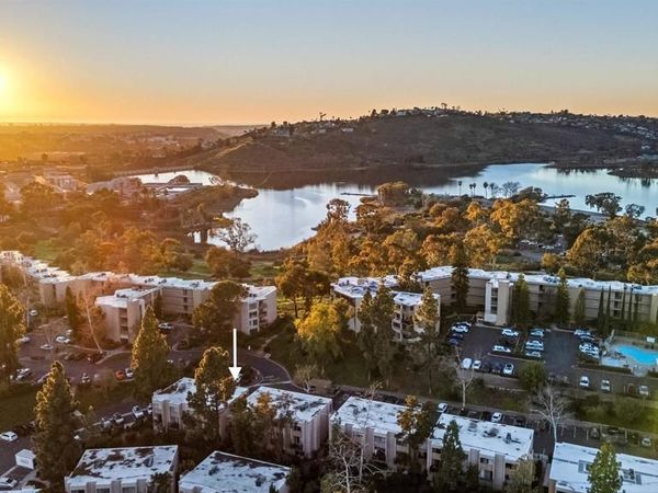 5700 Baltimore Dr, Unit 202, La Mesa, CA 91942