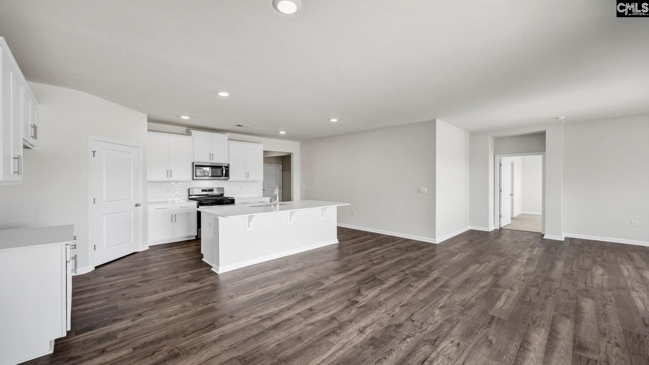 408 Lancashire Lane Photo 10