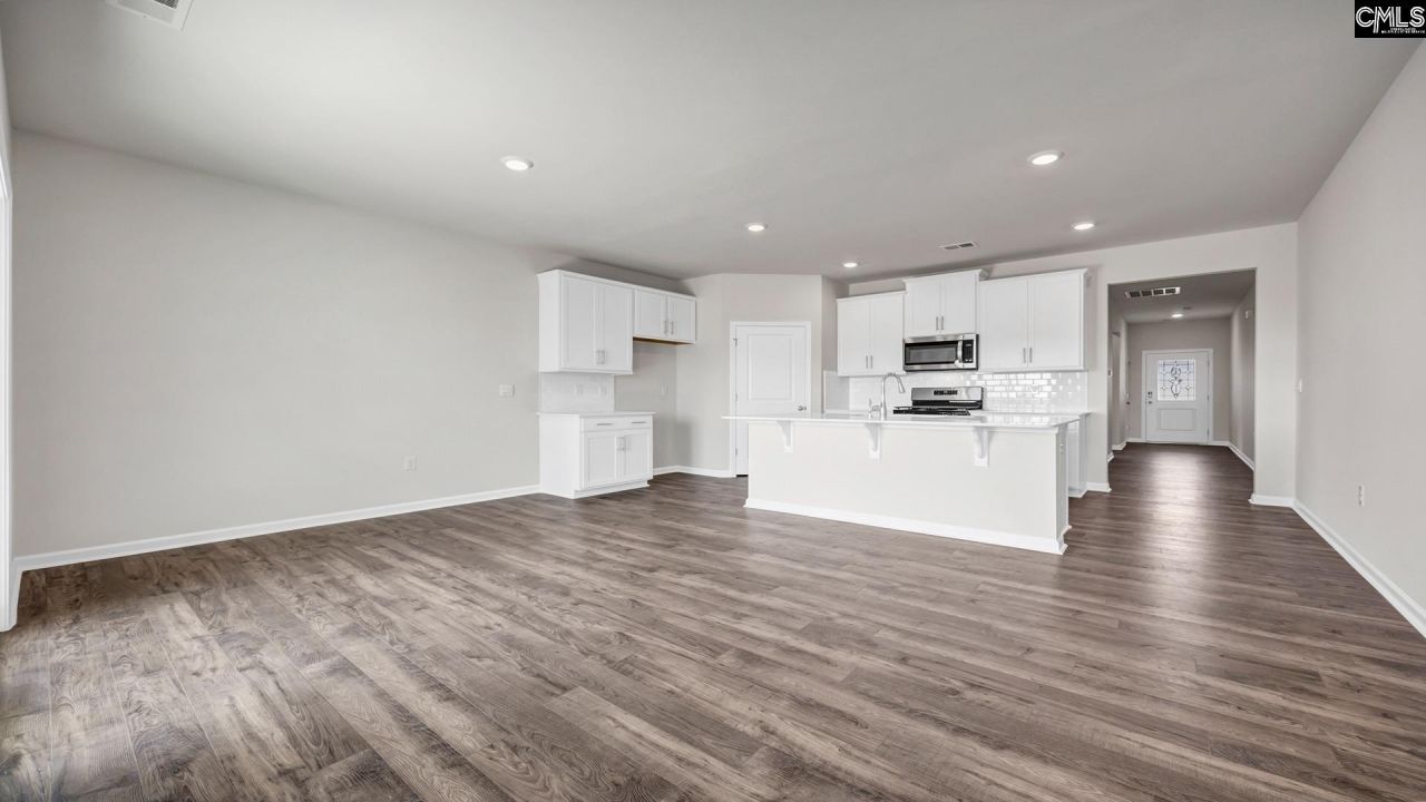 408 Lancashire Lane Photo 9