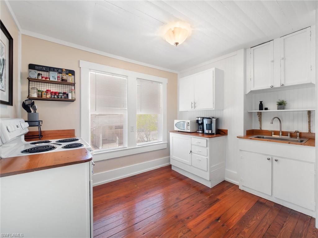 1310 Poinciana Ave, Fort Myers, FL 33901 Photo