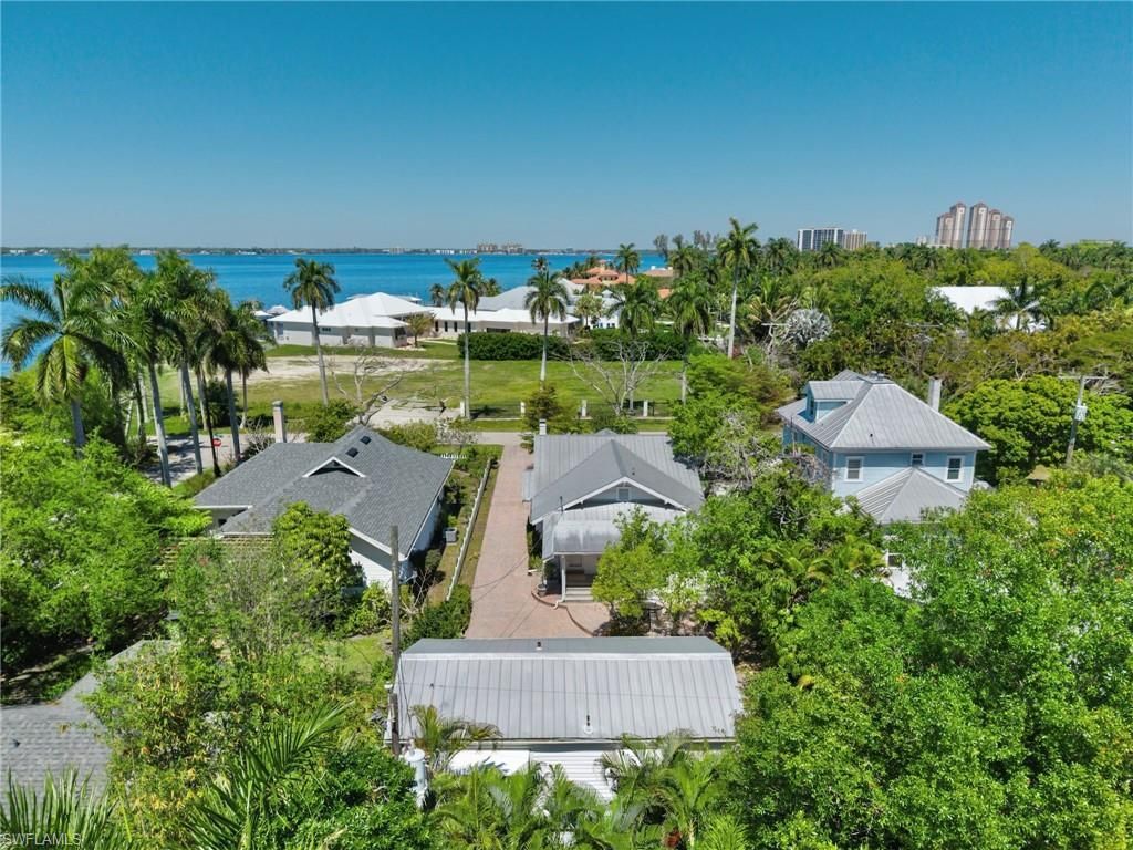 1310 Poinciana Ave, Fort Myers, FL 33901 Photo