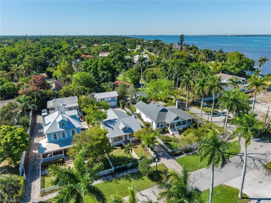 1310 Poinciana Ave, Fort Myers, FL 33901 Photo