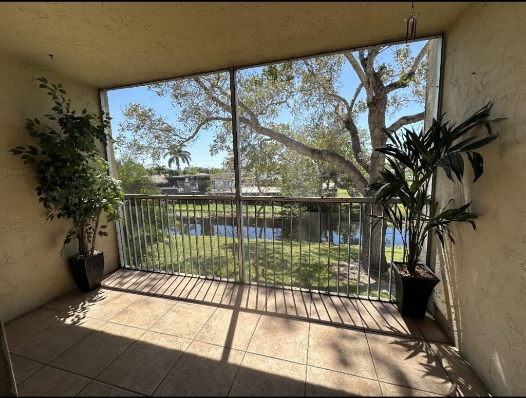 6770 Royal Palm Boulevard, Unit 207l, Margate, FL 33063 Photo