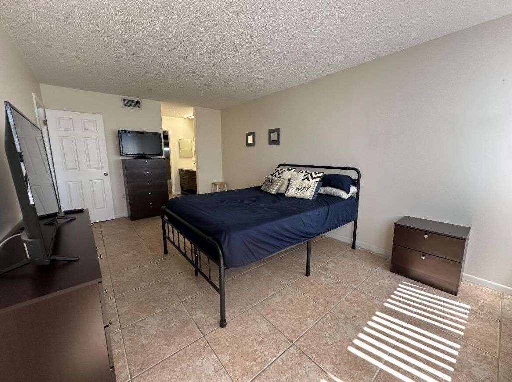 6770 Royal Palm Boulevard, Unit 207l, Margate, FL 33063 Photo