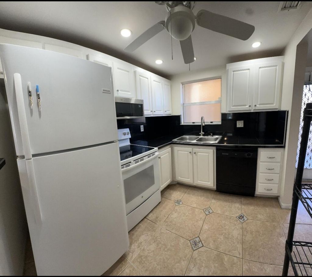 6770 Royal Palm Boulevard, Unit 207l, Margate, FL 33063 Photo