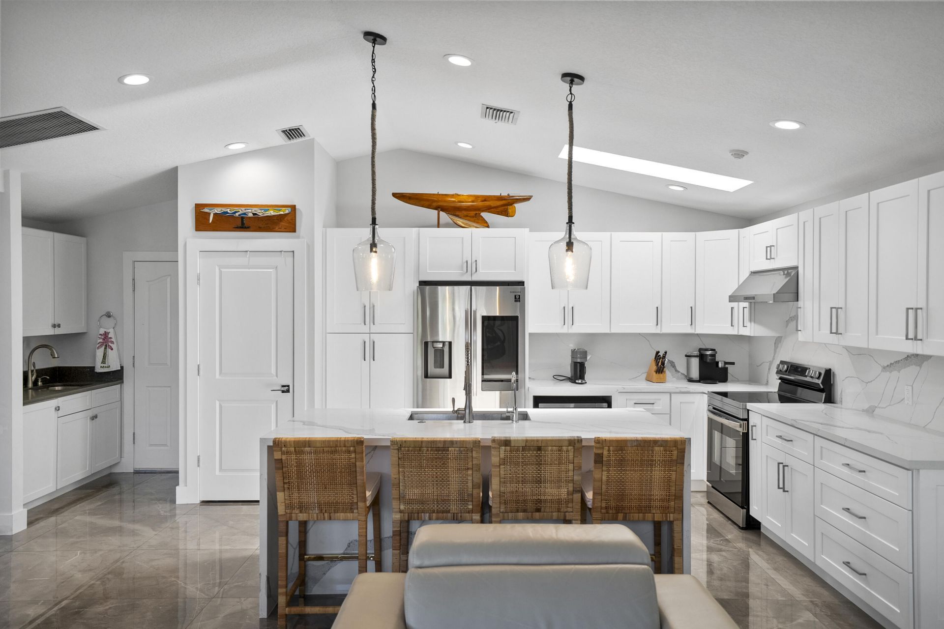 8565 SE Palm Street Se, Hobe Sound, FL 33455 Photo