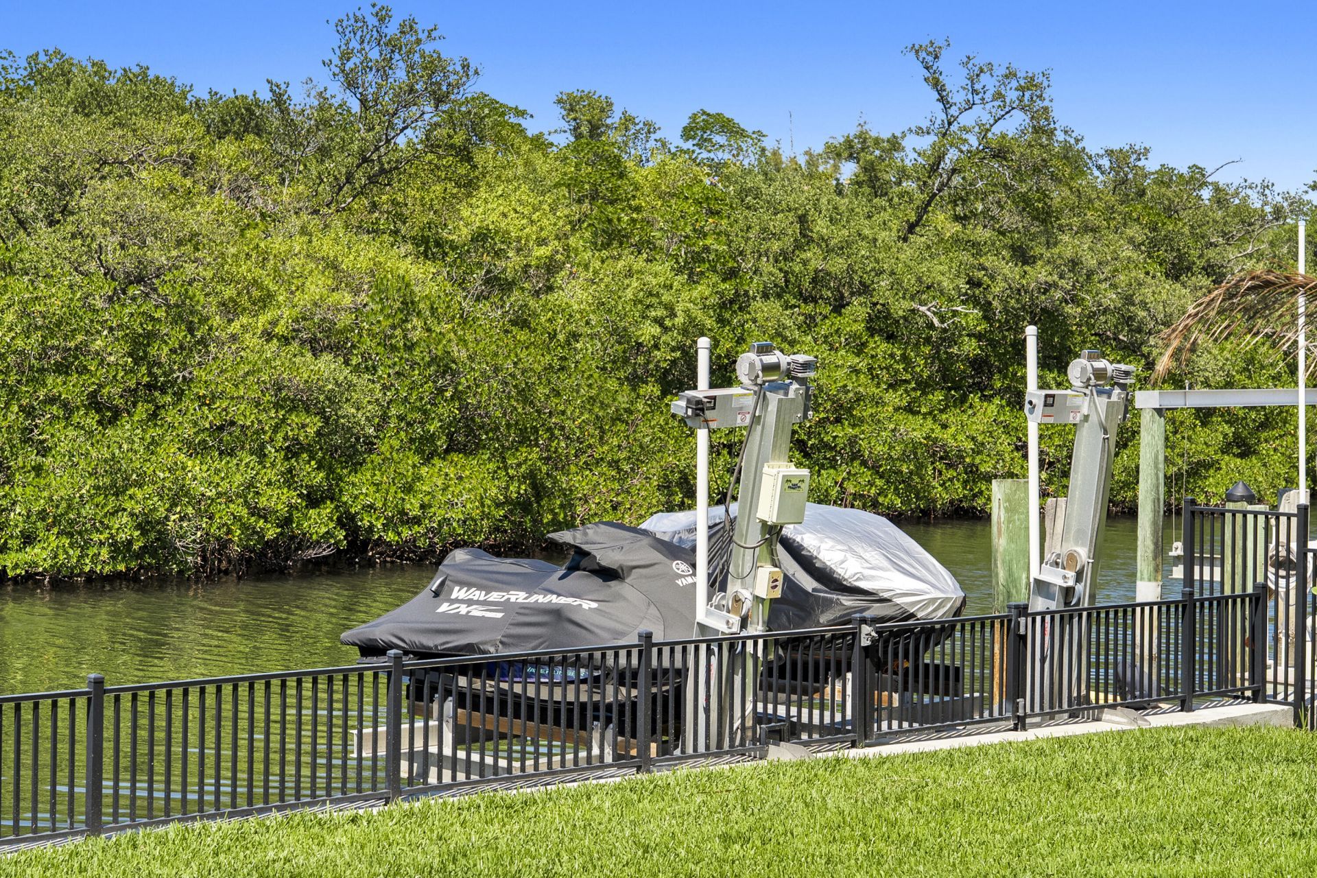 8565 SE Palm Street, Hobe Sound, FL 33455 Photo