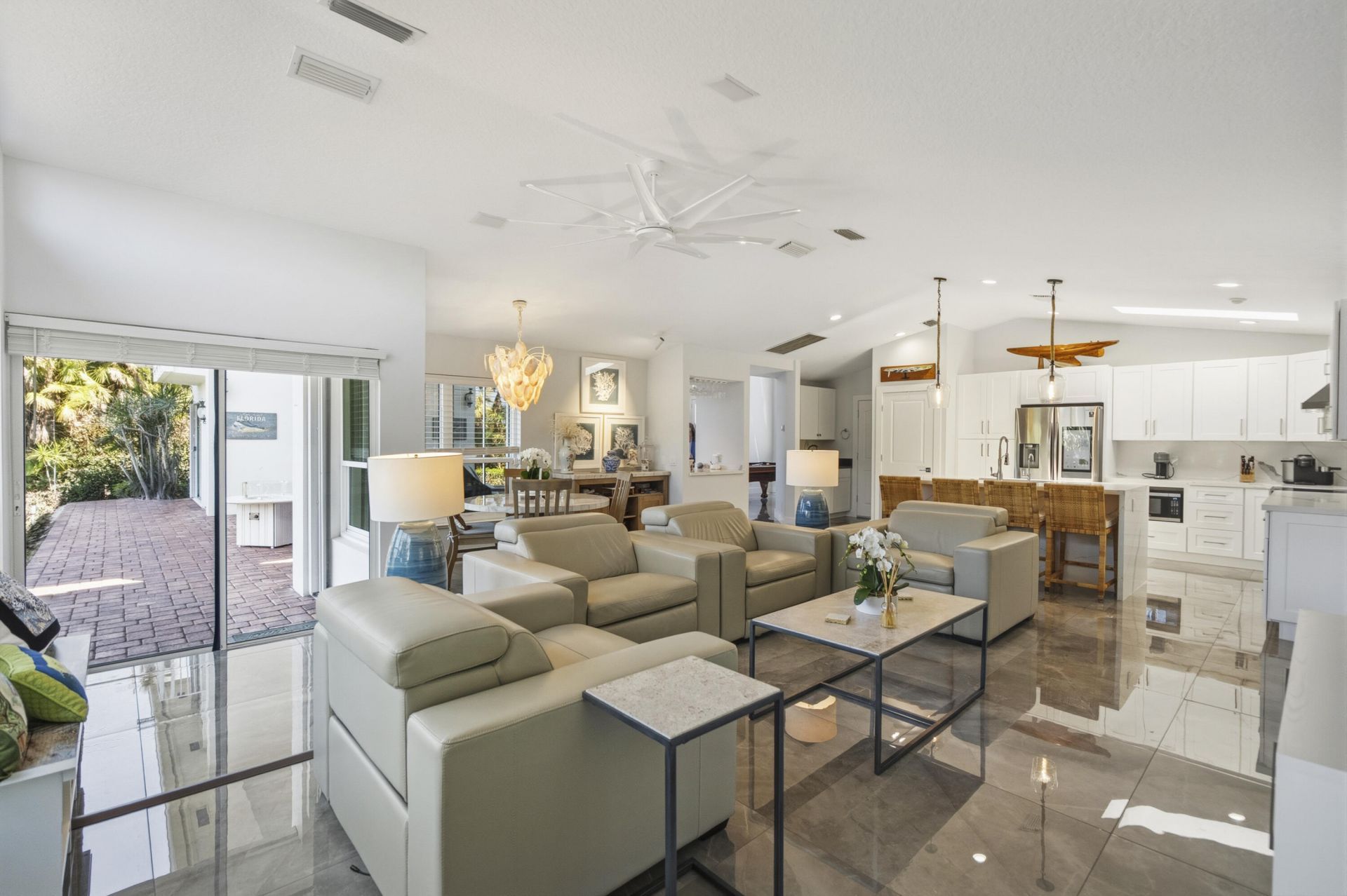 8565 SE Palm Street Se, Hobe Sound, FL 33455 Photo