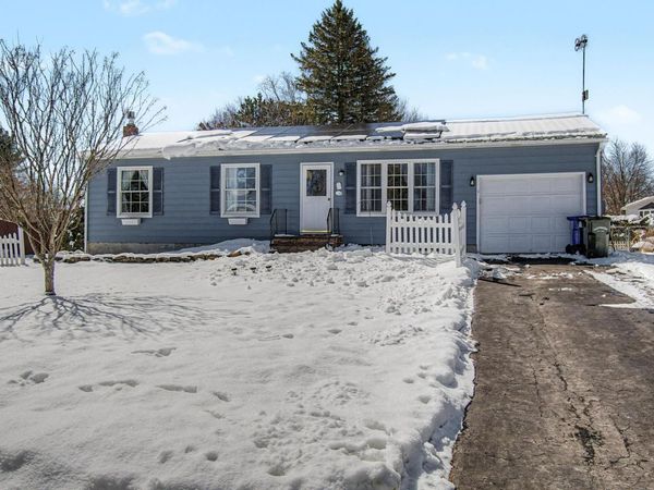 47 Chelsea Road, Essex, VT 05452