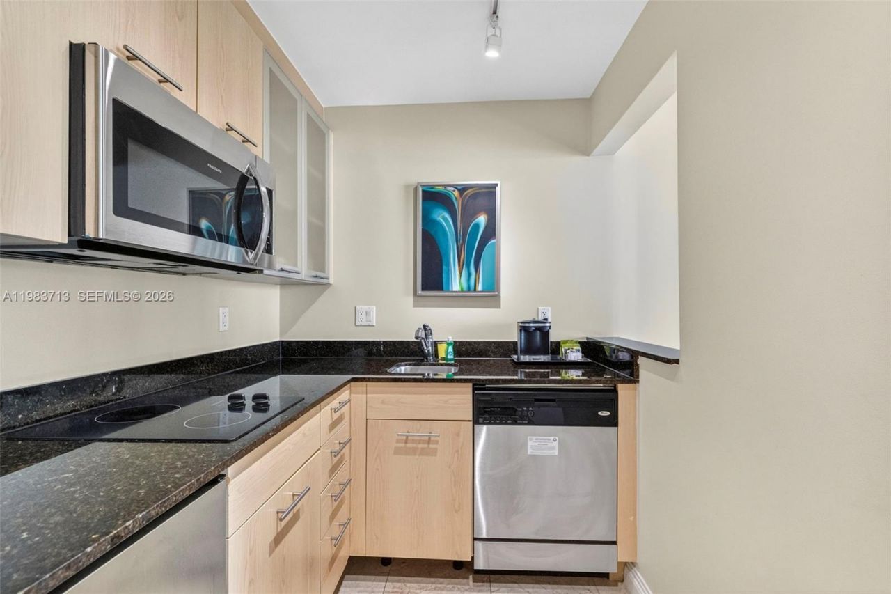 2670 E Sunrise Blvd , Unit 830, Fort Lauderdale, FL 33304 Photo