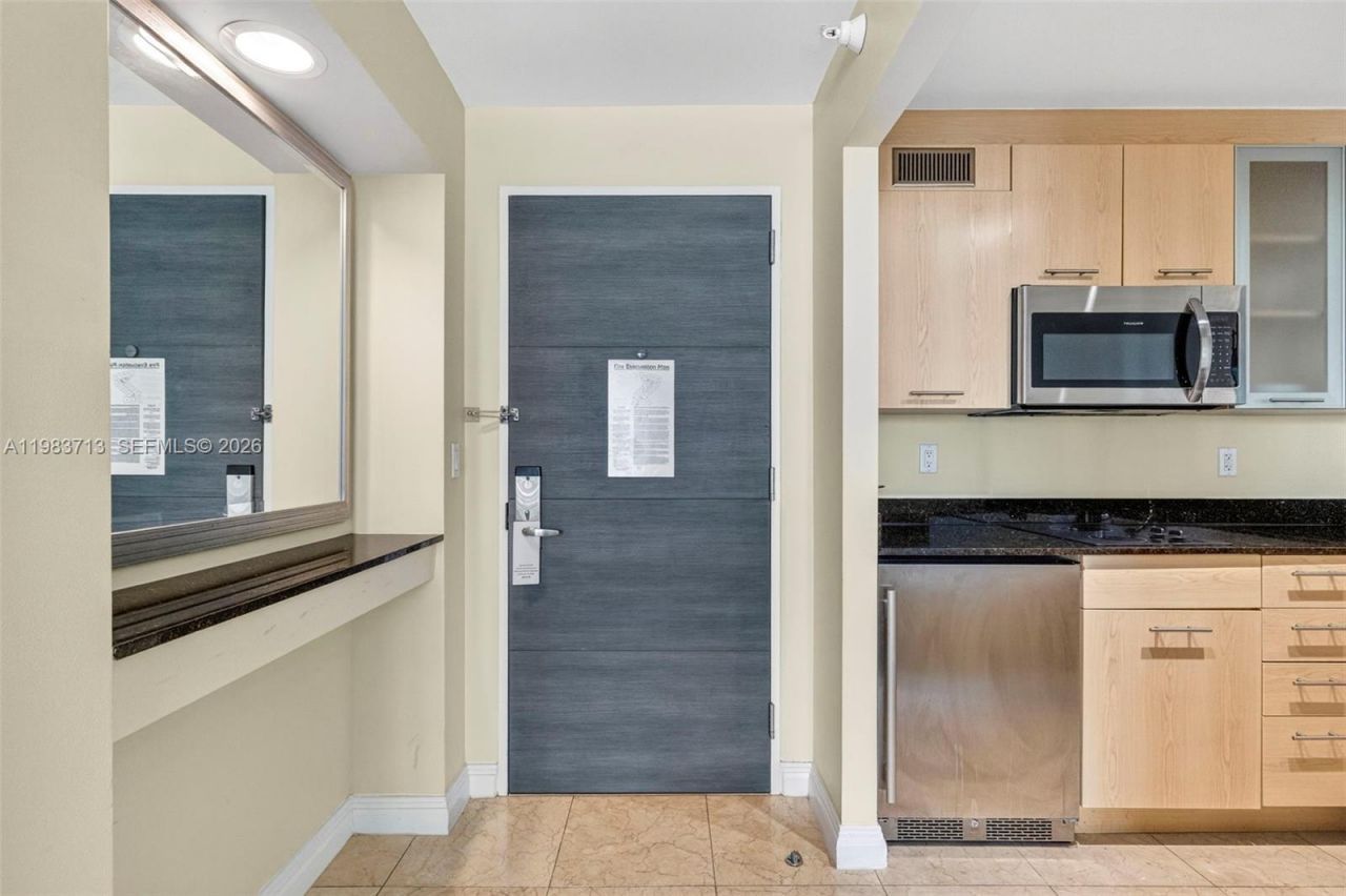 2670 E Sunrise Blvd , Unit 830, Fort Lauderdale, FL 33304 Photo