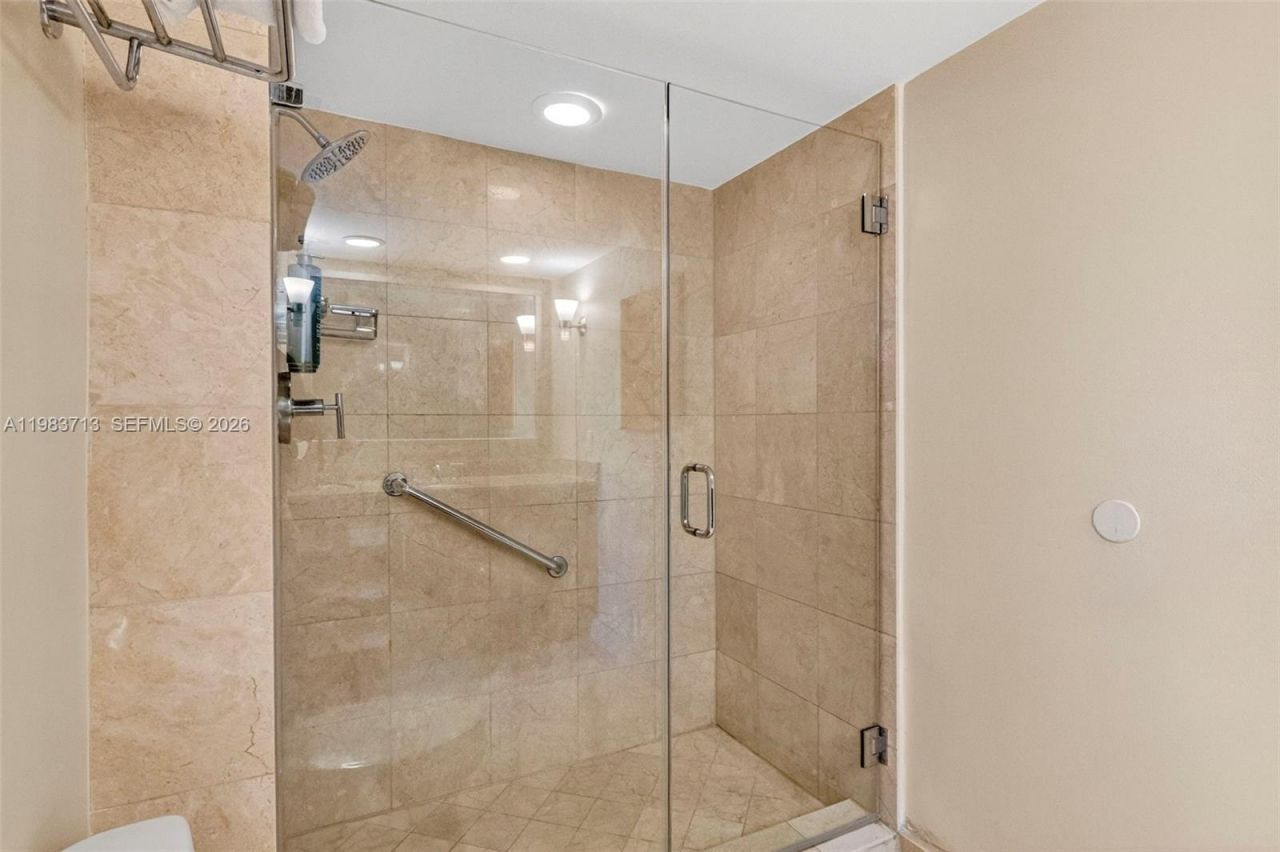 2670 E Sunrise Blvd , Unit 830, Fort Lauderdale, FL 33304 Photo