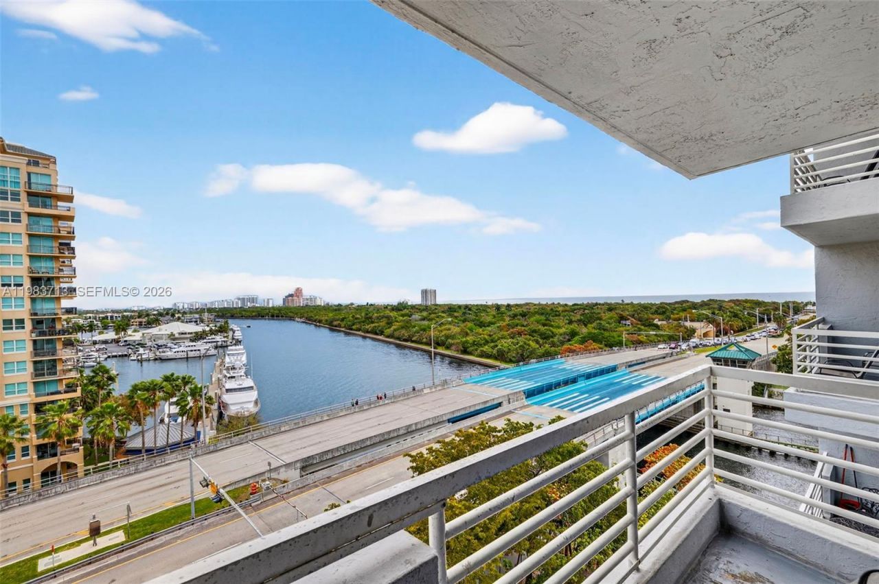 2670 E Sunrise Blvd , Unit 830, Fort Lauderdale, FL 33304 Photo