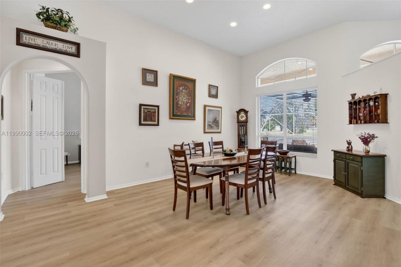 1845 NW 139th Ter, Pembroke Pines, FL 33028 Photo
