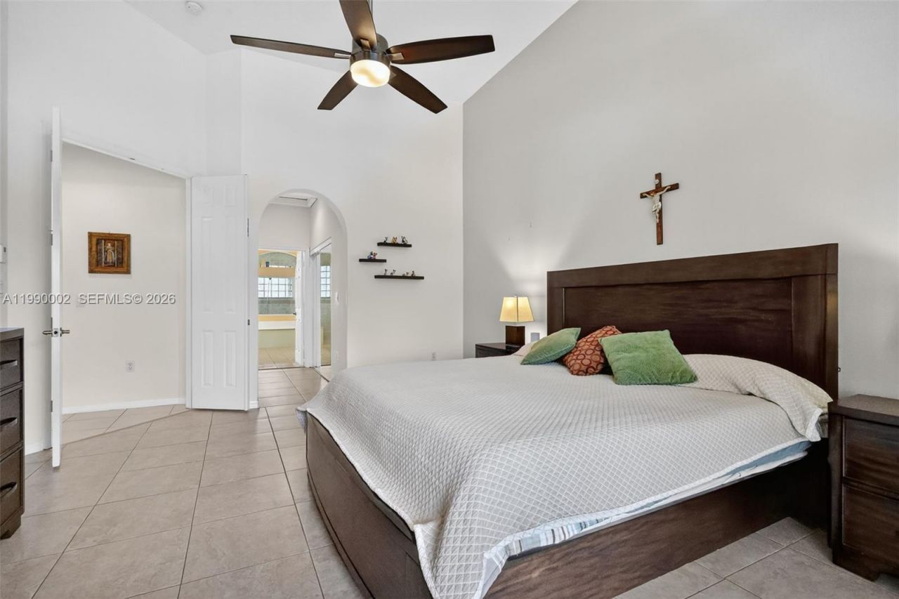 1845 NW 139th Ter, Pembroke Pines, FL 33028 Photo