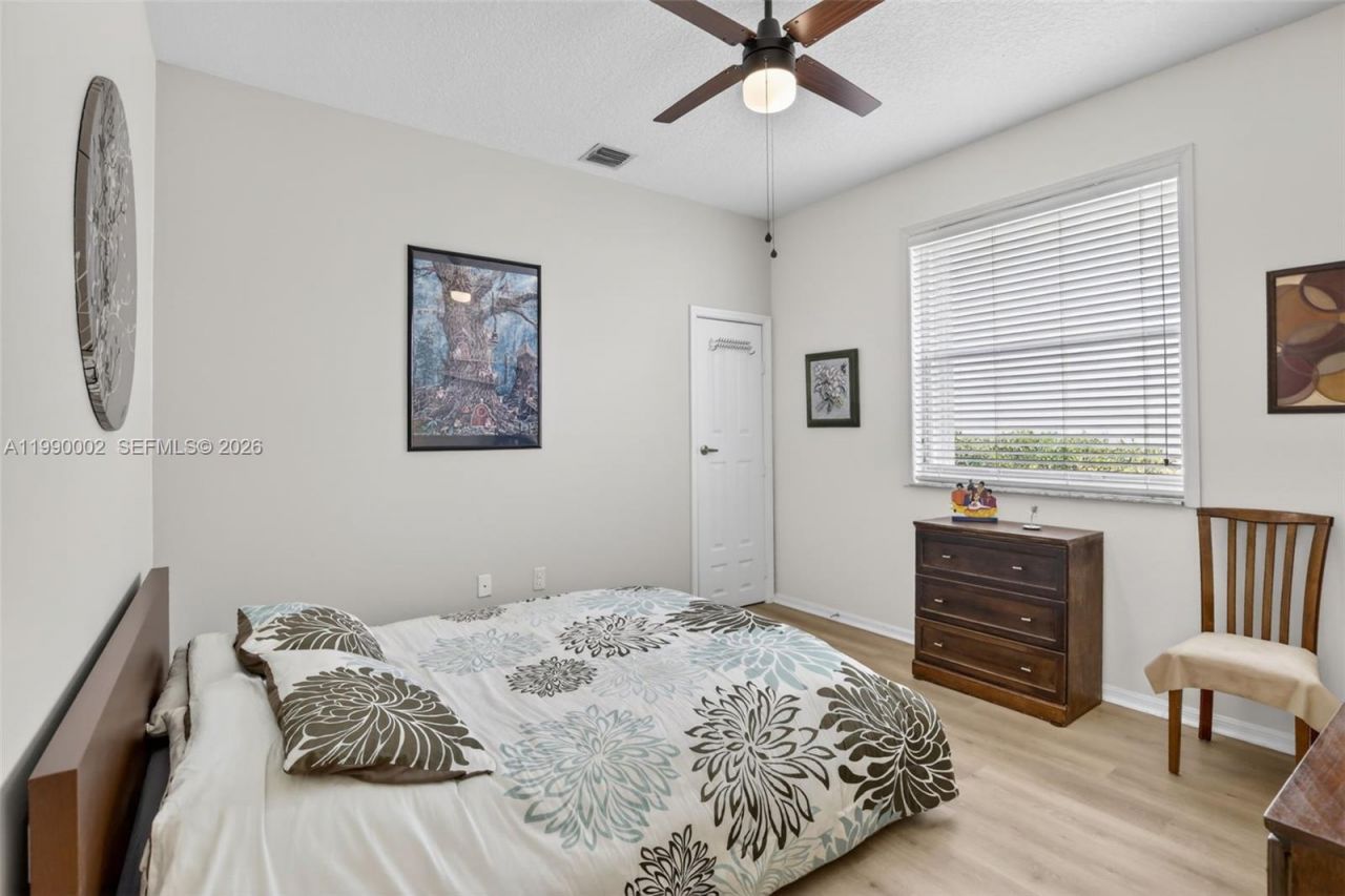 1845 NW 139th Ter, Pembroke Pines, FL 33028 Photo
