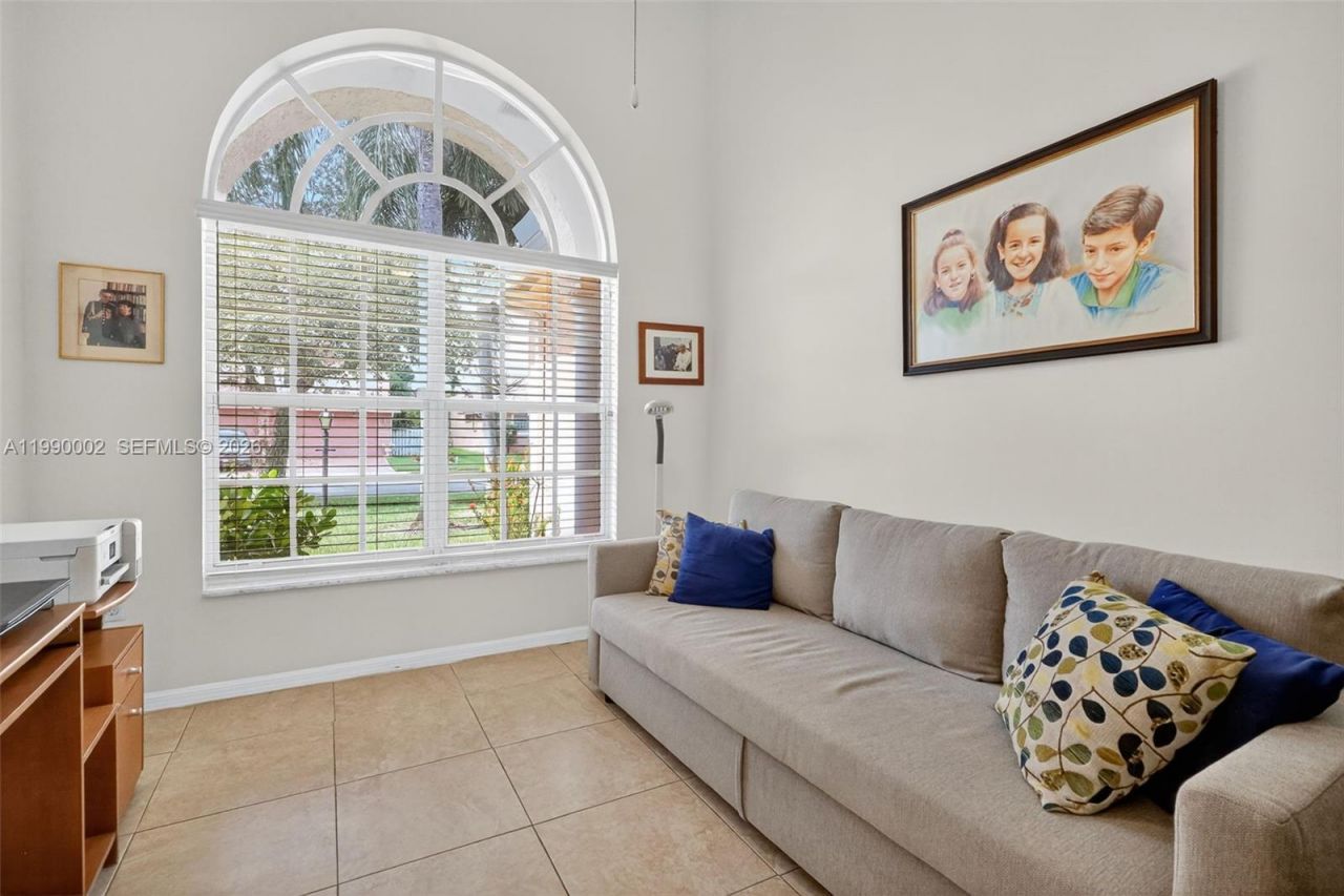 1845 NW 139th Ter, Pembroke Pines, FL 33028 Photo