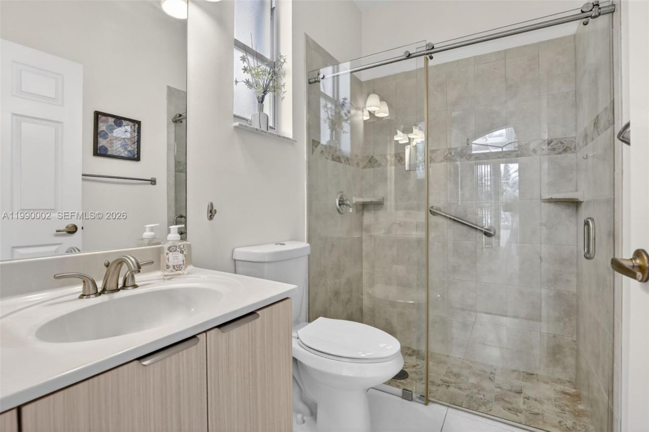 1845 NW 139th Ter, Pembroke Pines, FL 33028 Photo