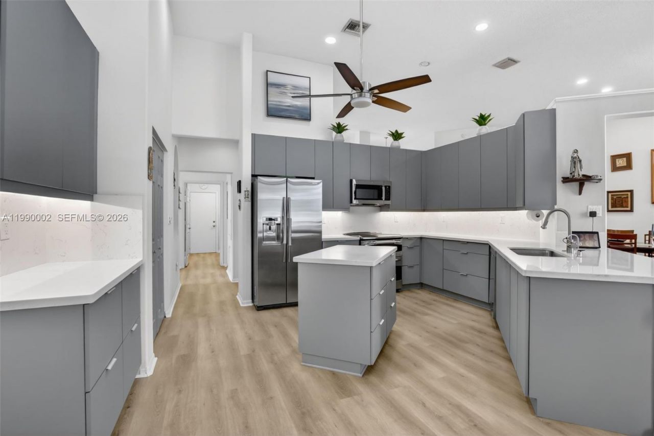 1845 NW 139th Ter, Pembroke Pines, FL 33028 Photo