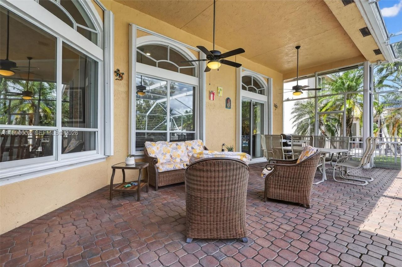 1845 NW 139th Ter, Pembroke Pines, FL 33028 Photo