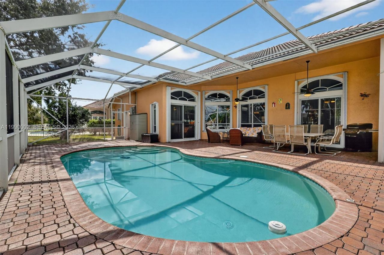 1845 NW 139th Ter, Pembroke Pines, FL 33028 Photo