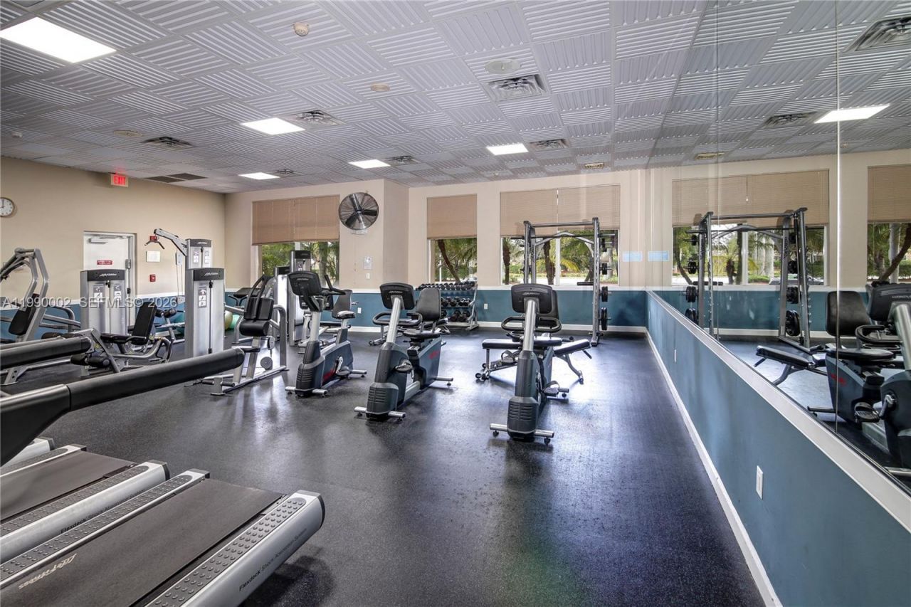1845 NW 139th Ter, Pembroke Pines, FL 33028 Photo