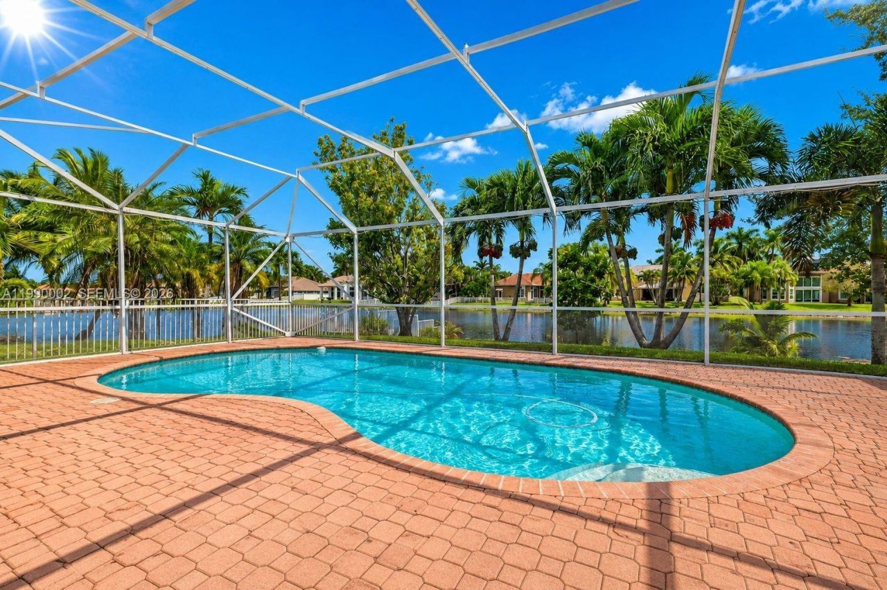 1845 NW 139th Ter, Pembroke Pines, FL 33028 Photo