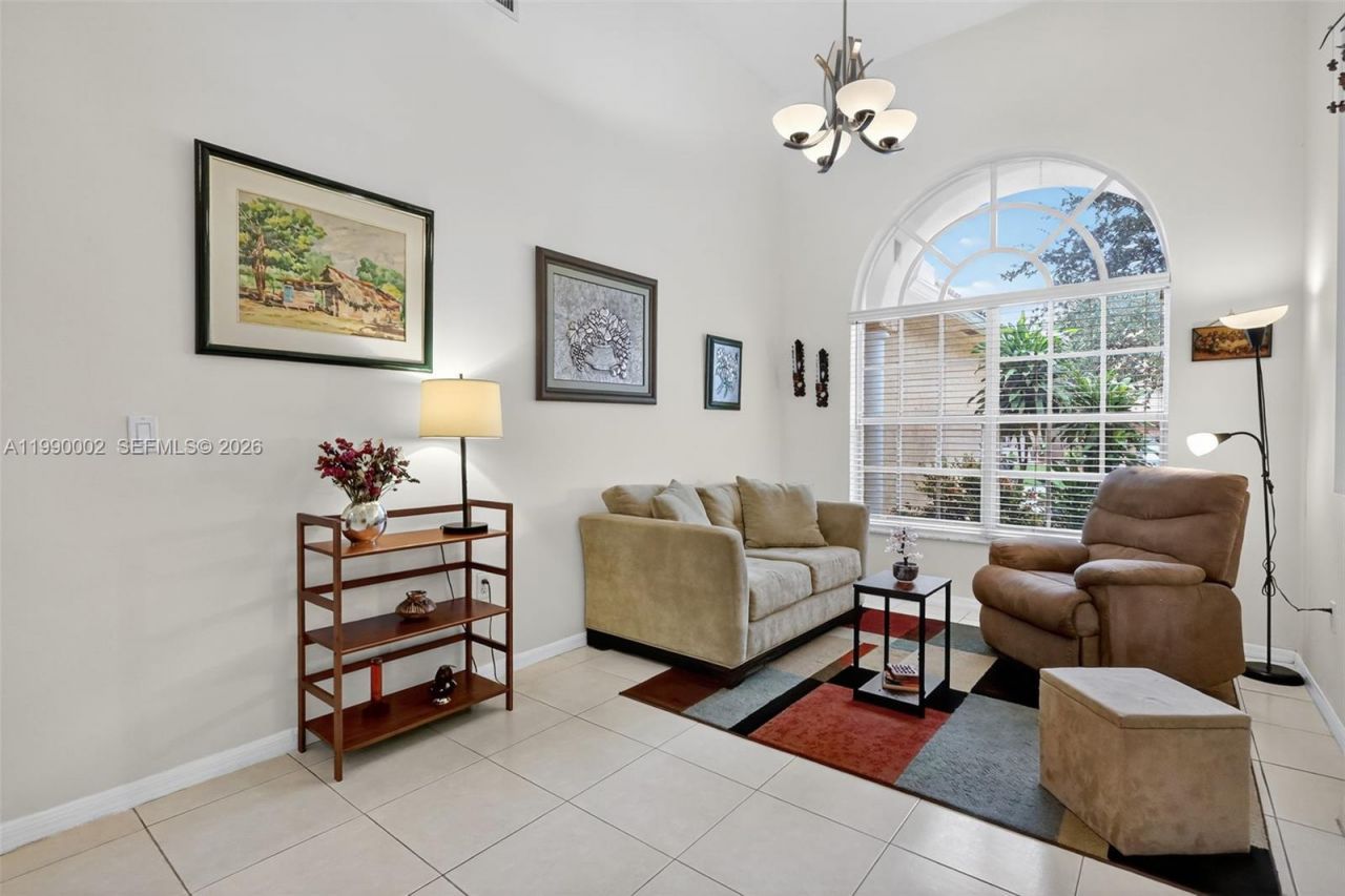 1845 NW 139th Ter, Pembroke Pines, FL 33028 Photo