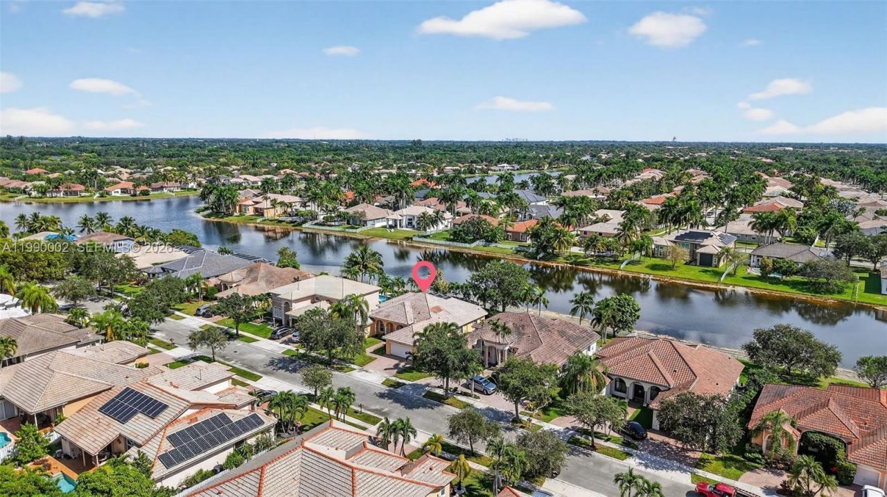 1845 NW 139th Ter, Pembroke Pines, FL 33028 Photo