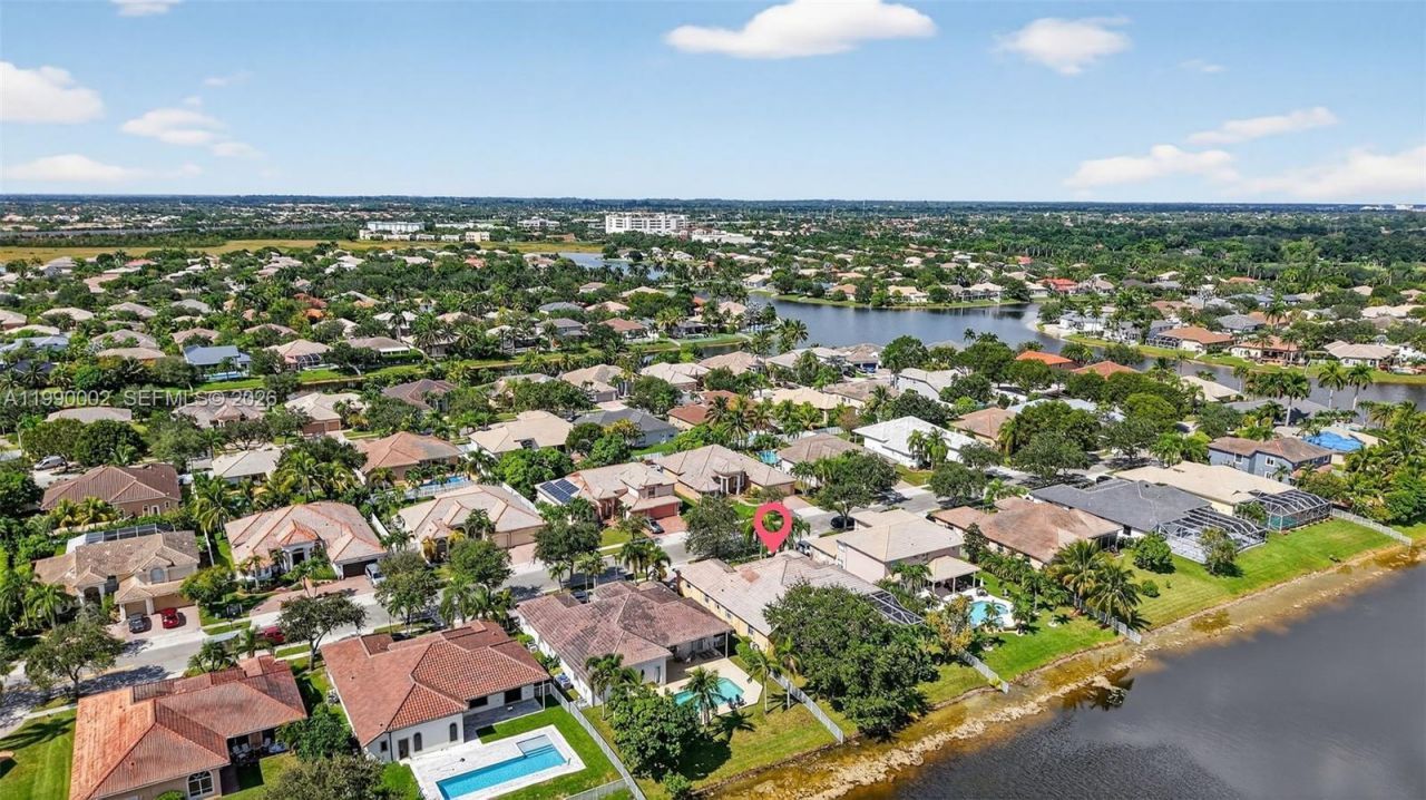 1845 NW 139th Ter, Pembroke Pines, FL 33028 Photo