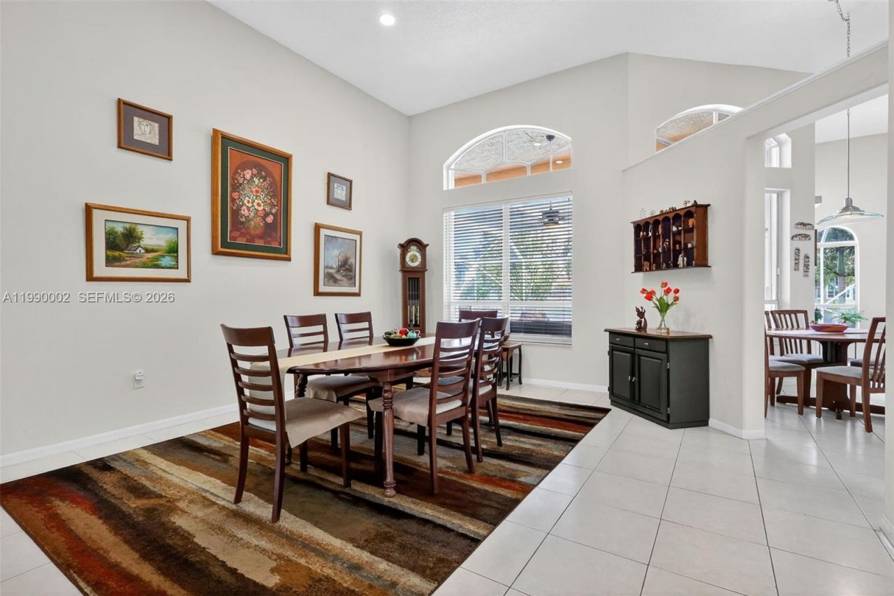 1845 NW 139th Ter, Pembroke Pines, FL 33028 Photo