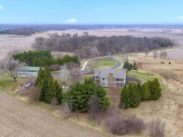 7089 W Stuart Road, Orfordville, WI 53576