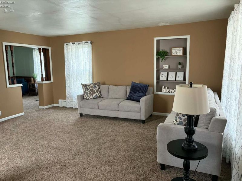 34 Jefferson Street, Bloomville, OH 44818 Photo 4