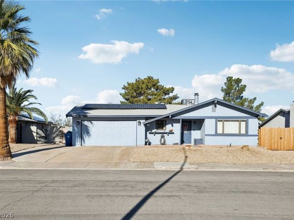 415 Chateau Drive, Henderson, NV 89002