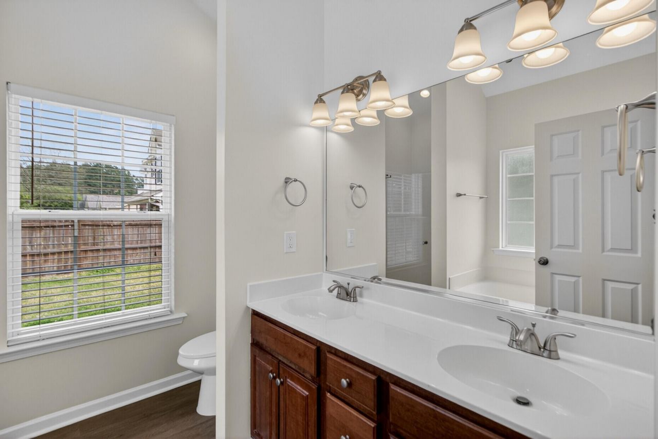 106 Meadowvale Lane Photo 20