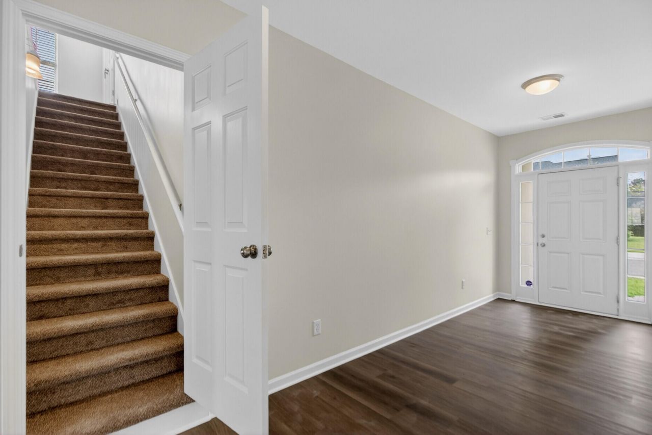 106 Meadowvale Lane Photo 29