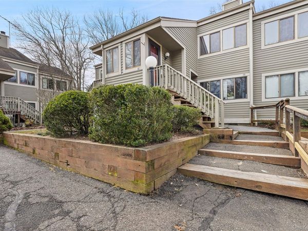 132 Stone Meadow , South Salem, NY 10590