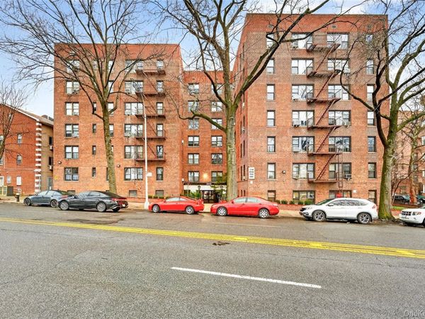 2244 Bronx Park E, Unit 5A, Bronx, NY 10467