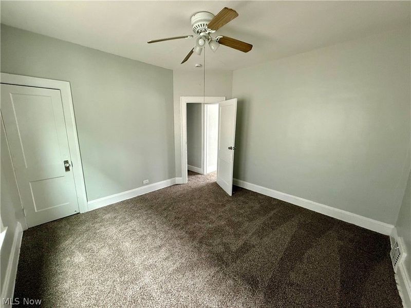 9215 Yale Avenue, Cleveland, OH 44108 Photo 10