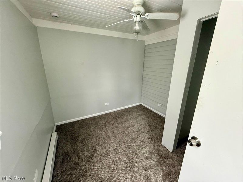 9215 Yale Avenue, Cleveland, OH 44108 Photo 16