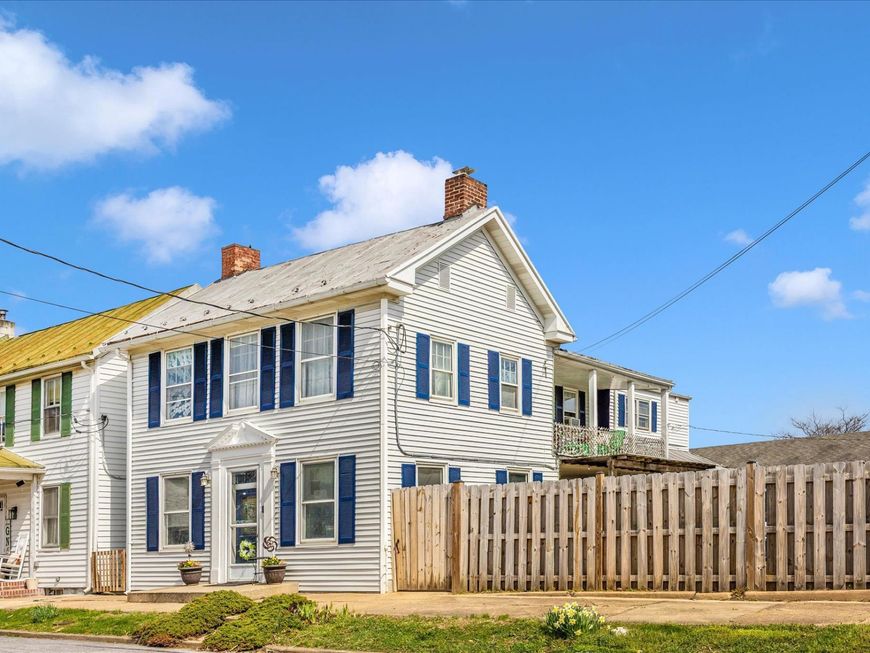 2 N 2nd Street, Woodsboro, MD 21798 Main Photo