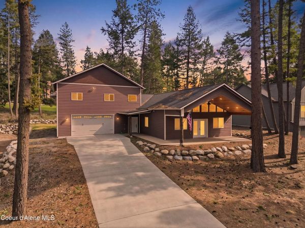 253 Hanaford RD , Blanchard, ID 83804