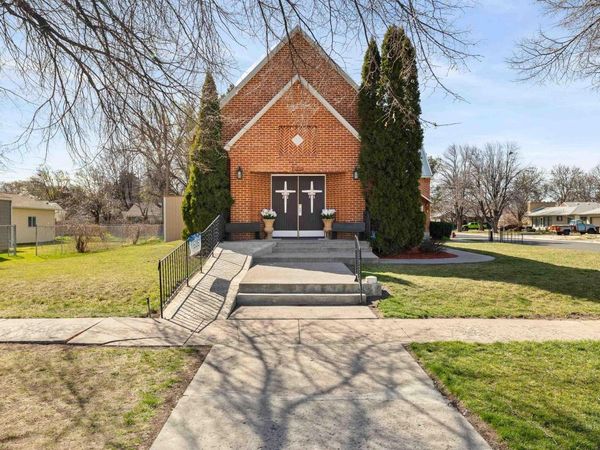 2000 Oakley Ave, Burley, ID 83318