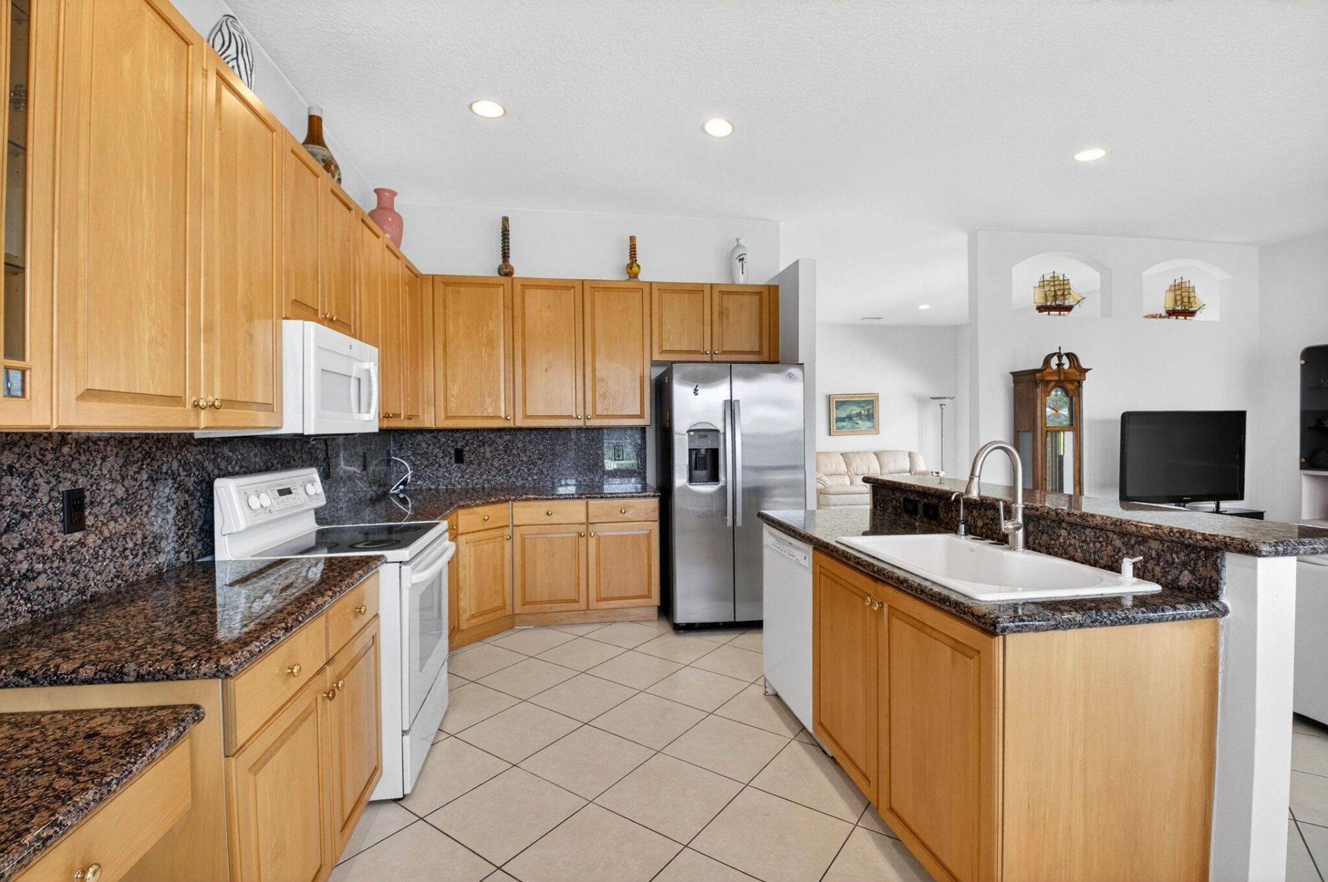 13738 Plaza Mayor Drive, Delray Beach, FL 33446 Photo