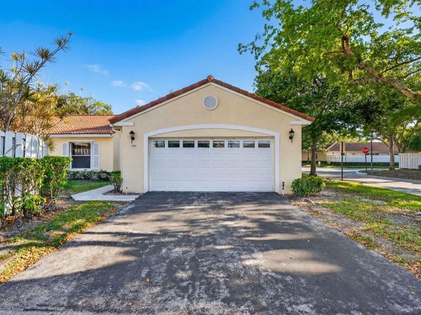 9549 NW 9th Court, Plantation, FL 33324